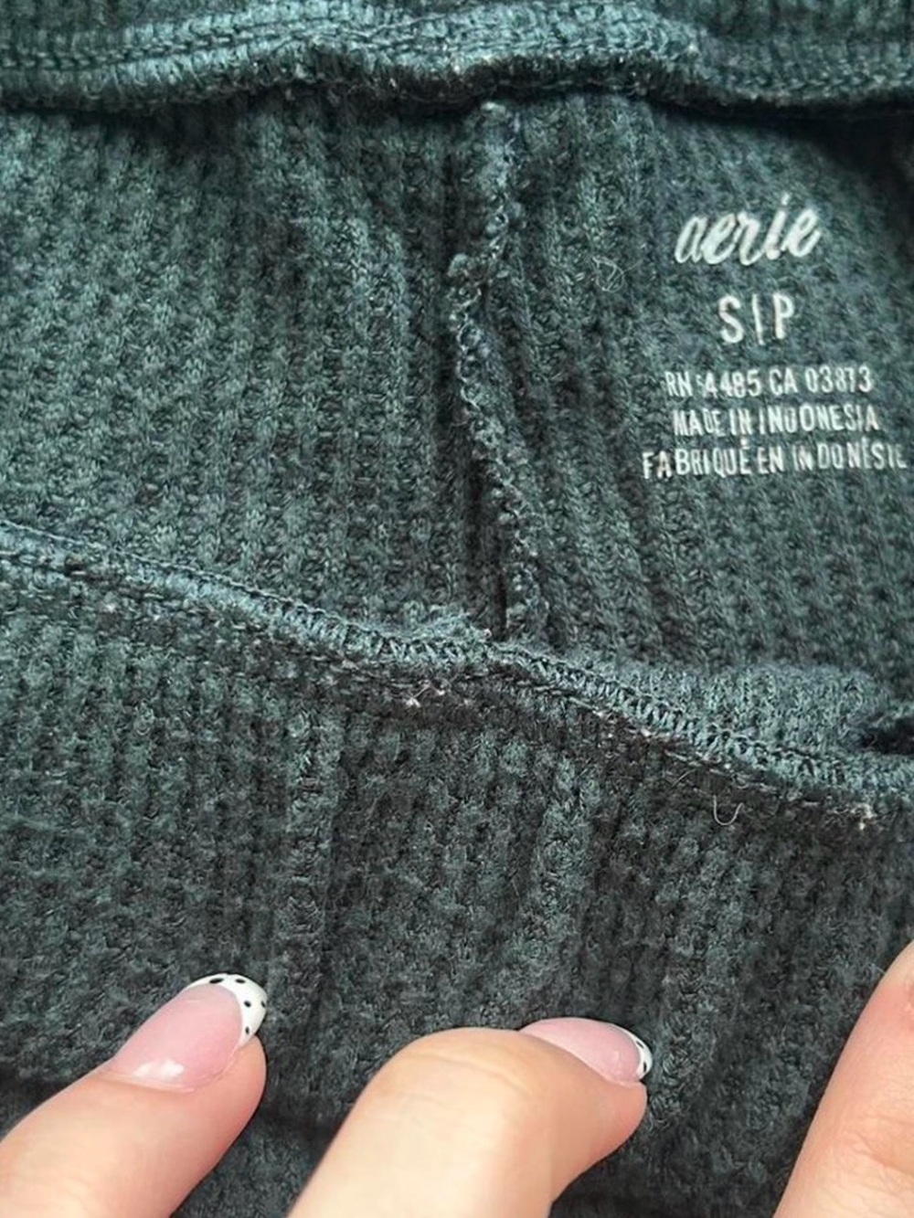Dark green Aerie cargo sweats - Picture 3 of 3